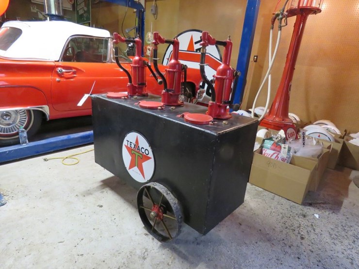 restored-texaco-lubster-cart-on-steel-wheels-image-3