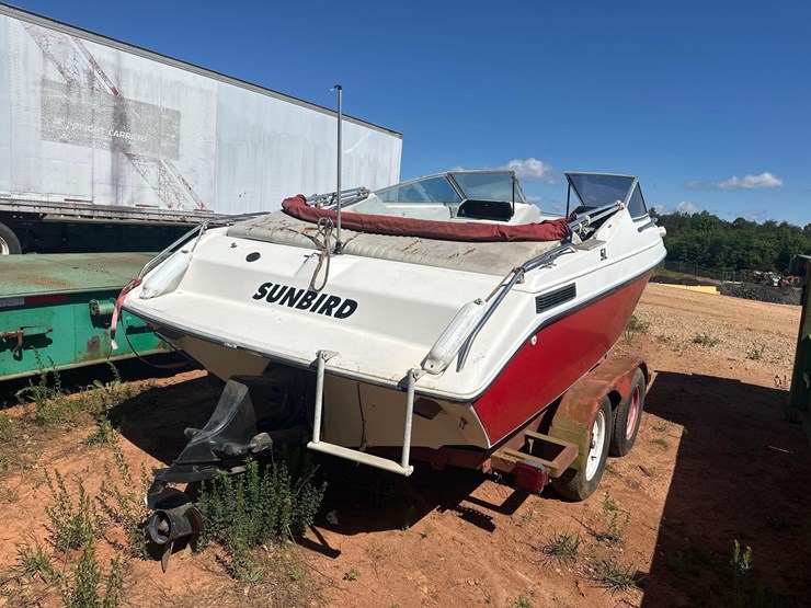 1988-sunbird-euro-sport-20ft-powerboat-image-4