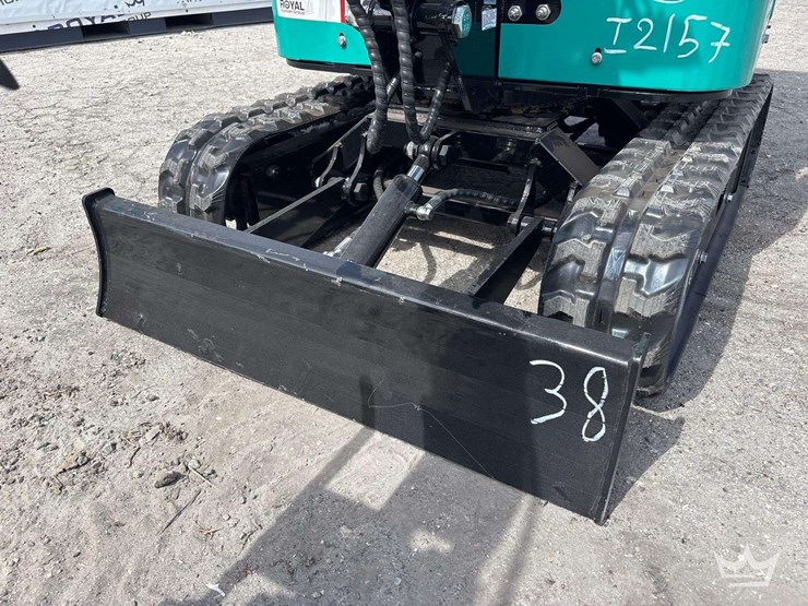 2026-cfg-industrial-kv16r-mini-excavator-image-6