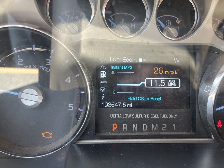 2011-ford-f250-lariat-image-15