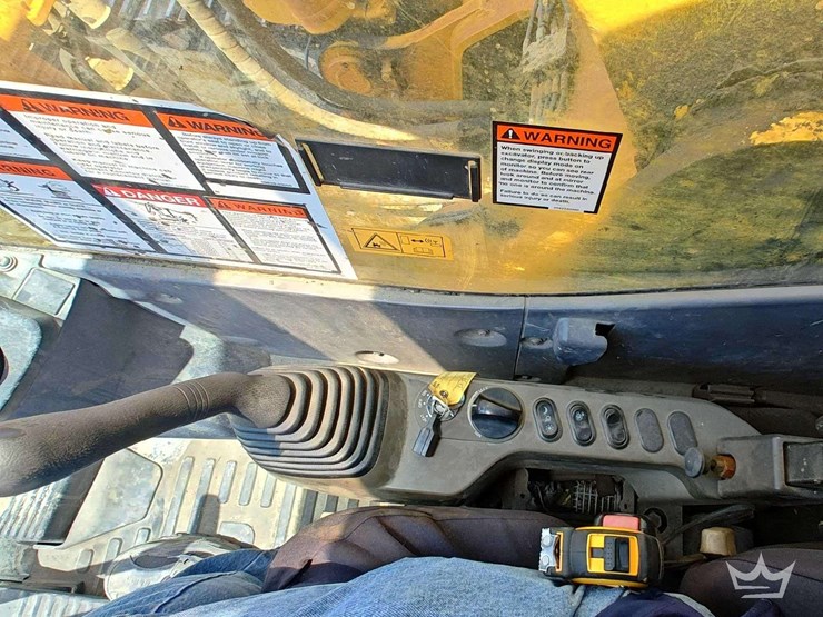 2016-komatsu-pc360-lc-11-image-39