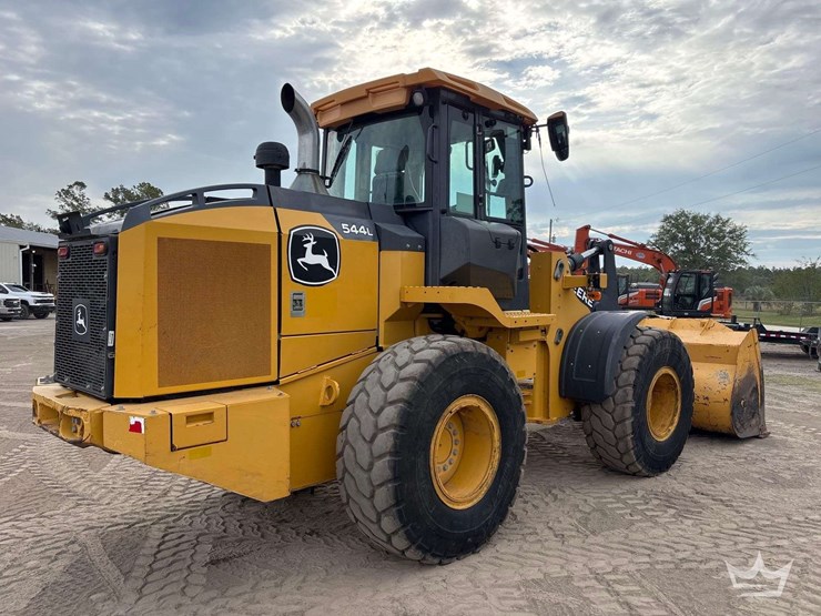 2019-deere-544l-image-3