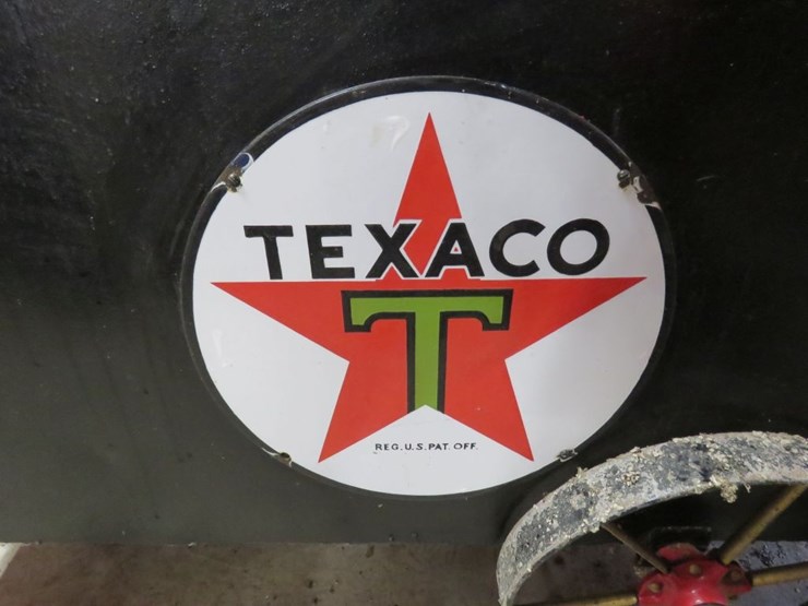 restored-texaco-lubster-cart-on-steel-wheels-image-7