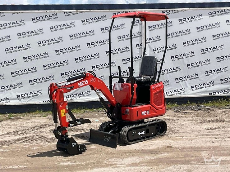 2025-me15-mini-excavator-image-1
