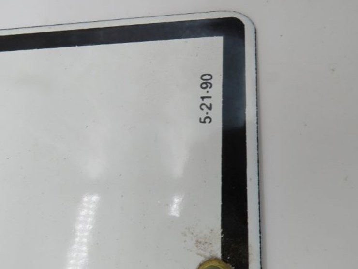 pair-of-porcelain-texaco-fire-chief-pump-plates-image-3