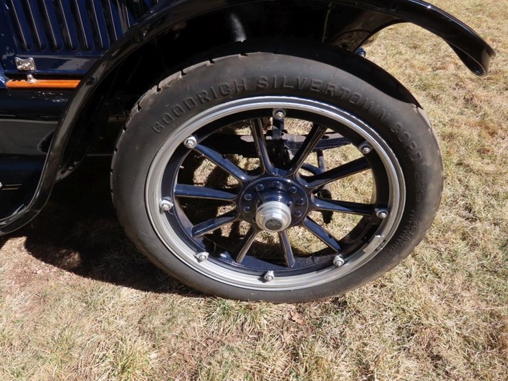 1913-cadillac-model-30-touring-car-image-5
