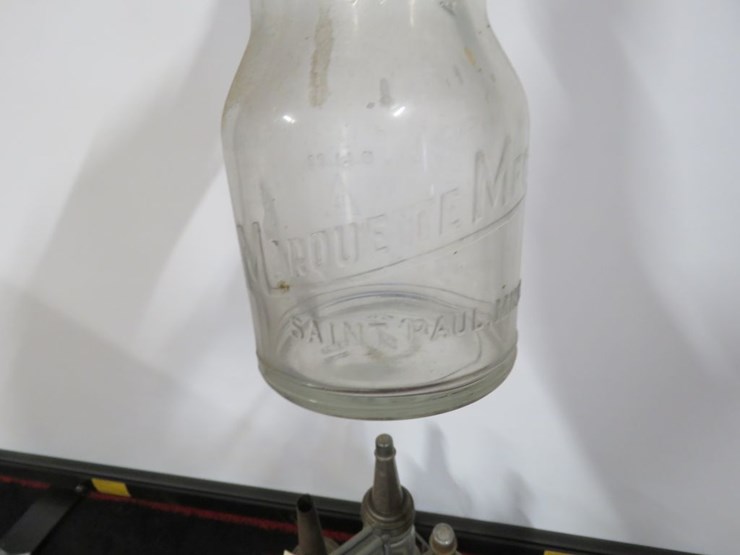 glass-oil-bottles-marquette-minneapolis-in-rack-image-4