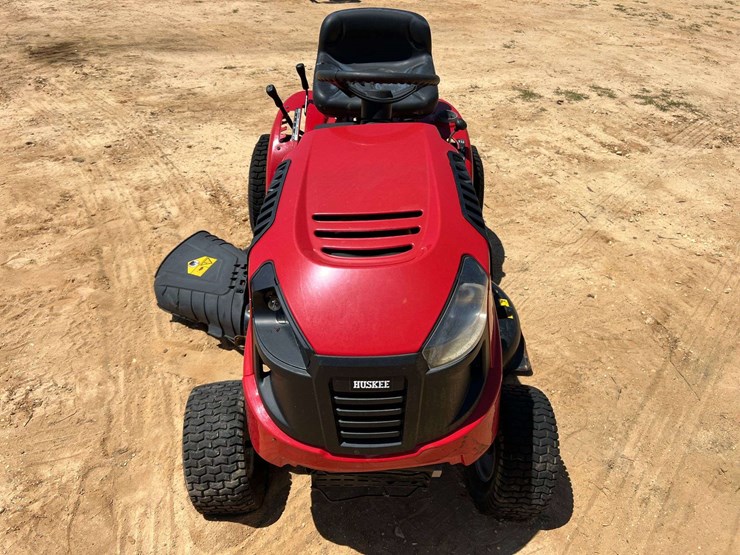 huskee-lt4200-image-5