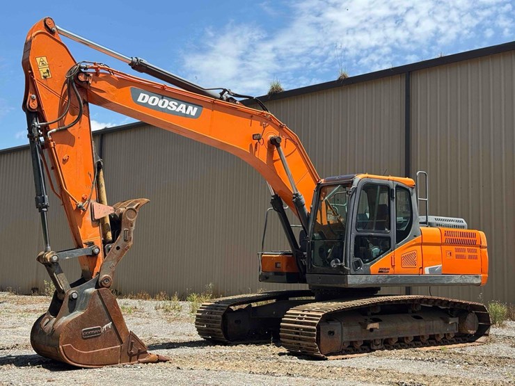 2021-doosan-dx225-lc-5-image-1