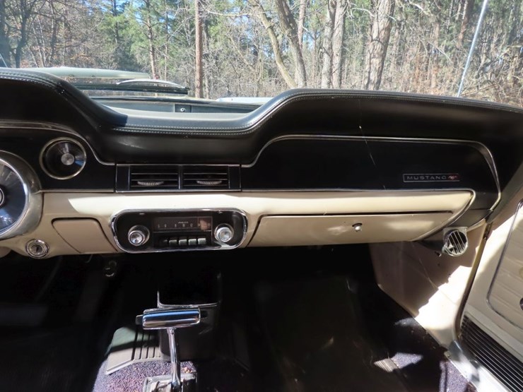 1968-ford-mustang-convertible-image-21