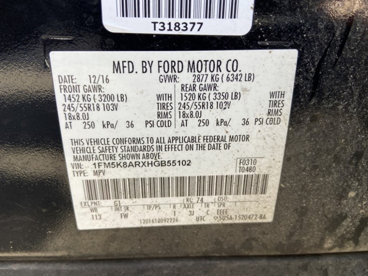 2017-ford-explorer-image-11