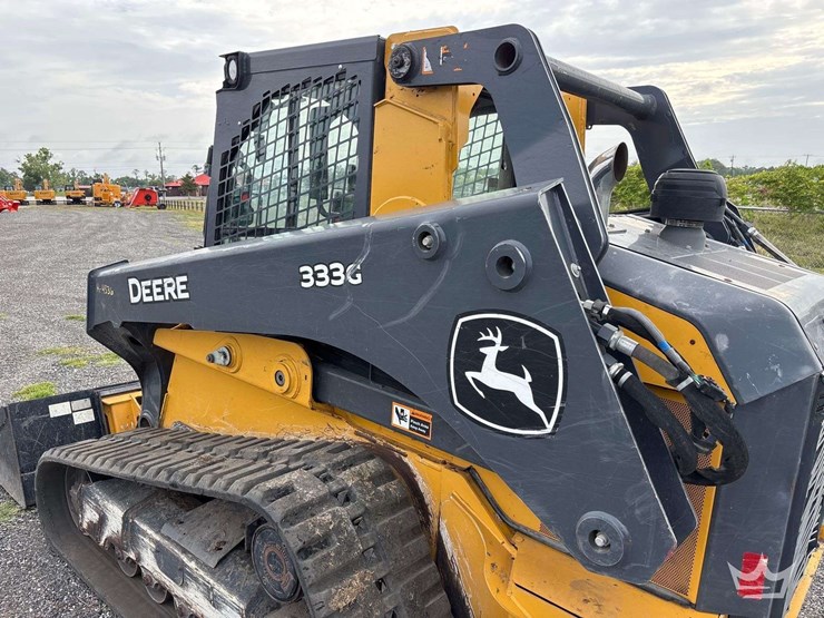 2022-deere-333g-image-13