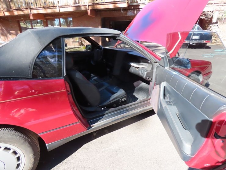 1992-cadillac-allante-convertible-image-19