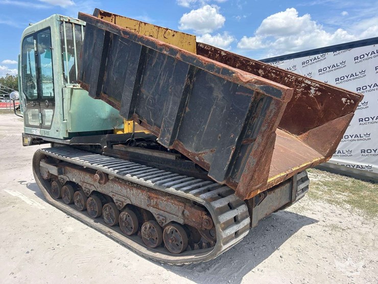 2012-yanmar-c50r-3c-image-4