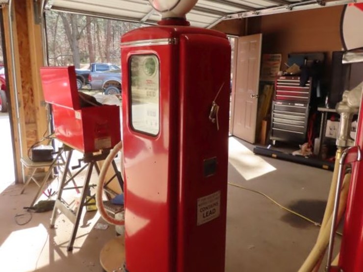 tokheim-double-sided-restored-computing-gas-pump-with-texaco-globe-image-10