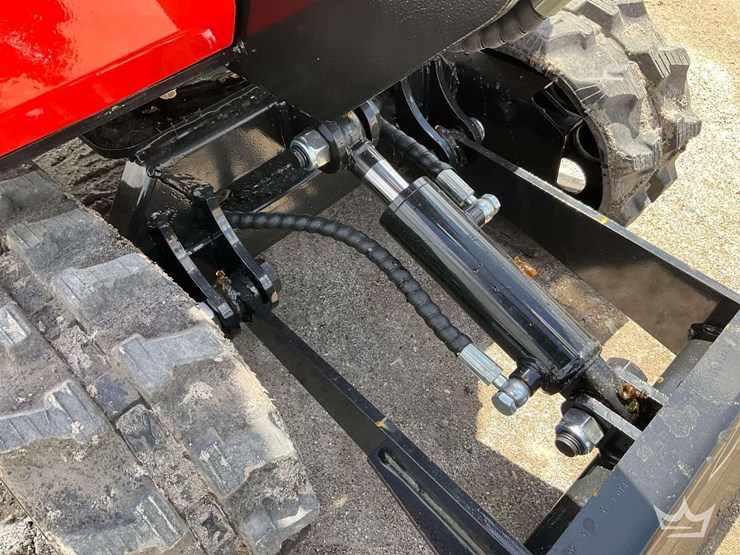2025-me15-mini-excavator-image-17