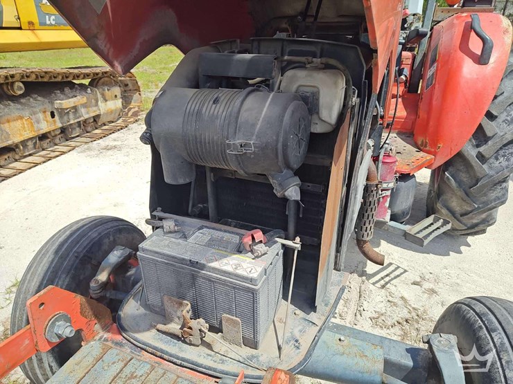 2008-kubota-m5040-image-10