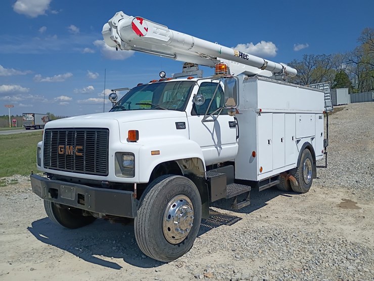 #24215-•-1999-gmc-c7500-bucket-truck-image-1