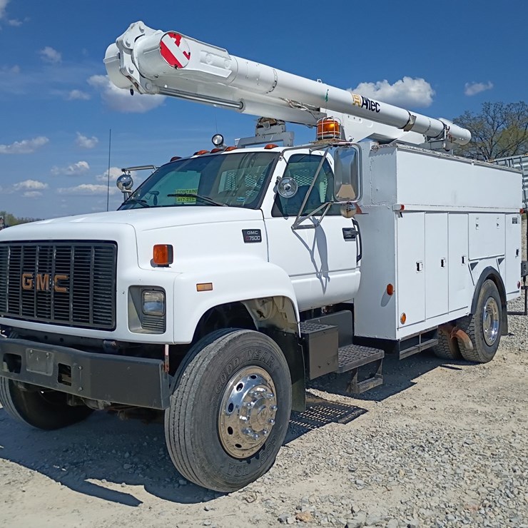 #24215 • 1999 GMC C7500 Bucket Truck