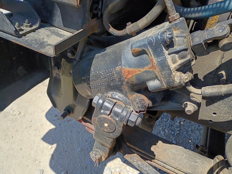 #24215-•-1999-gmc-c7500-bucket-truck-image-18