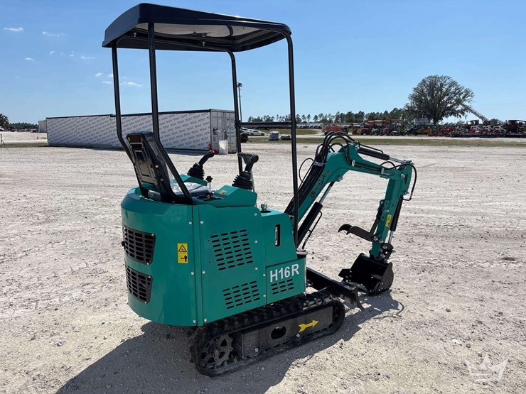 2026-cfg-industrial-h16r-mini-excavator-image-3