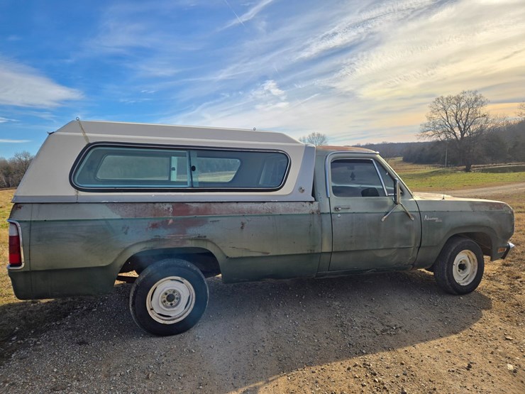 1977-dodge-150-image-17