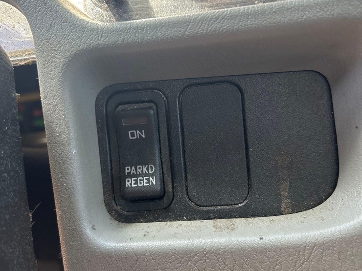 2010-international-durastar-4400-image-39