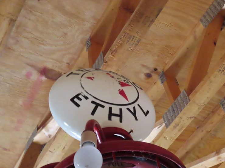 fry-"mae-west"-upright-visible-gas-pump-with-rare-texaco-ethyl-globe-image-4