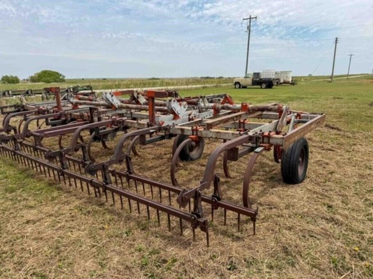 22’-graham-hoeme-chisel-image-21