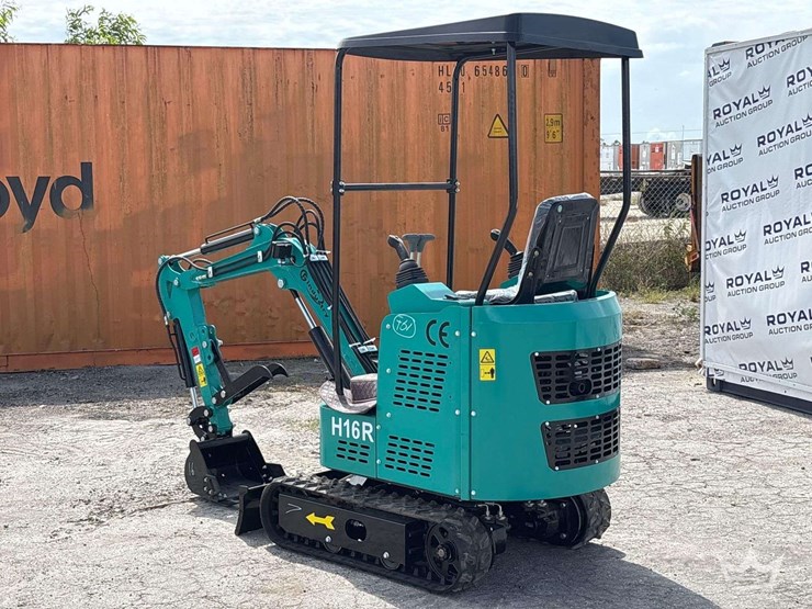 2026-cfg-industrial-h16r-mini-excavator-image-4