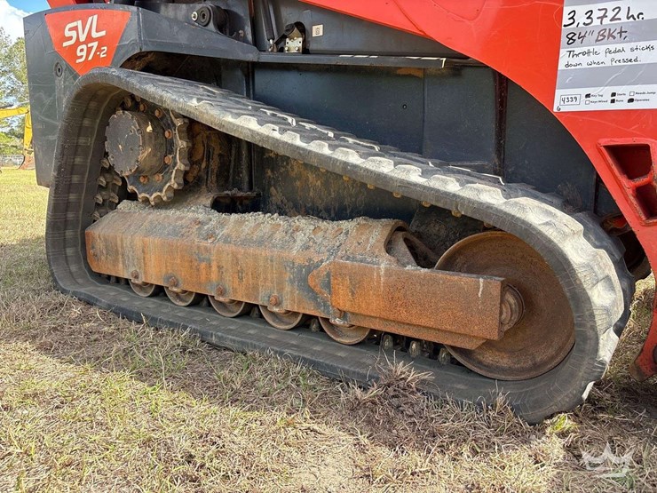 2022-kubota-svl97-2-image-33