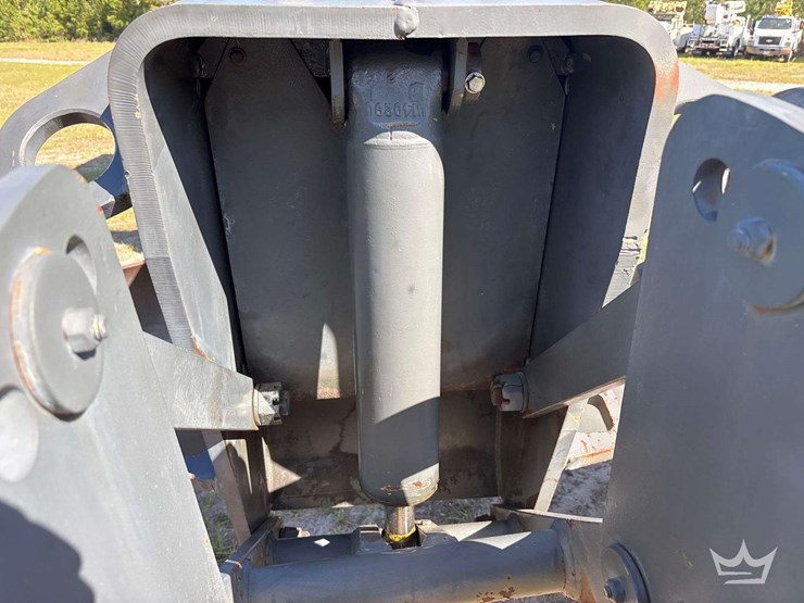 1986-deere-570a-image-20