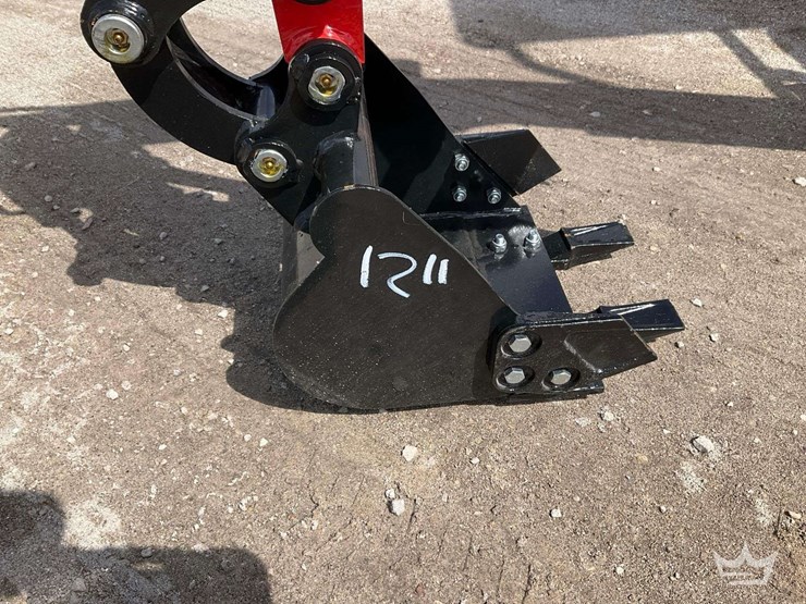 2025-me15-mini-excavator-image-7