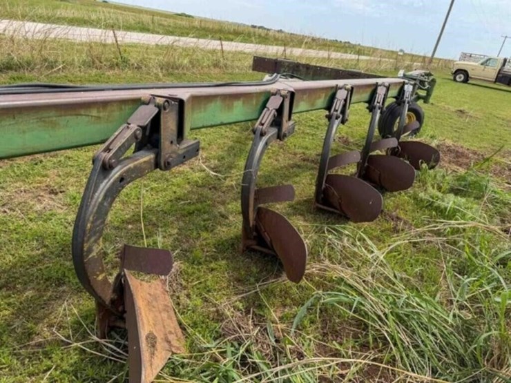 john-deere-2800-image-23