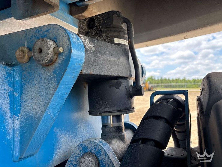 2013-genie-z-80-80ft-4x4-articulating-boom-lift-image-41