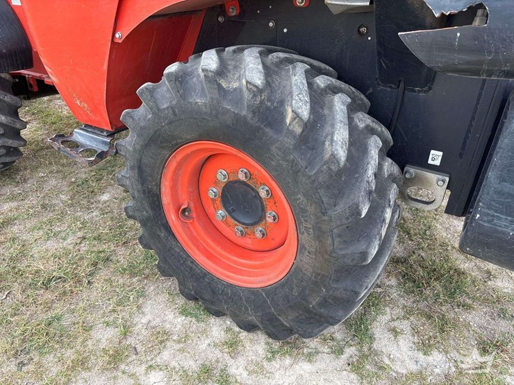 2023-kubota-r430-image-37