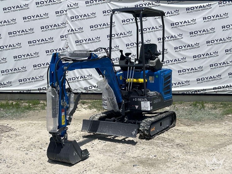 2026-cfg-industrial-dm20ym-mini-excavator-image-1