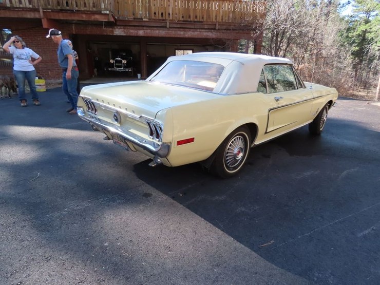 1968-ford-mustang-convertible-image-40