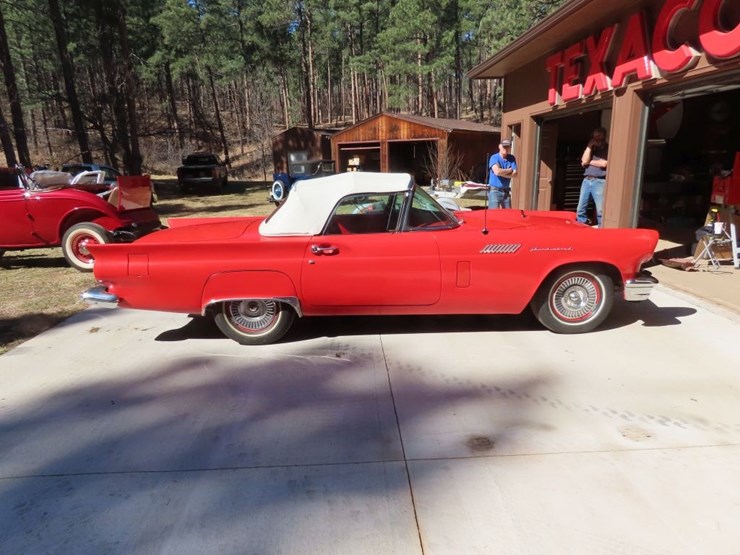 1957-ford-thunderbird-convertible-image-9