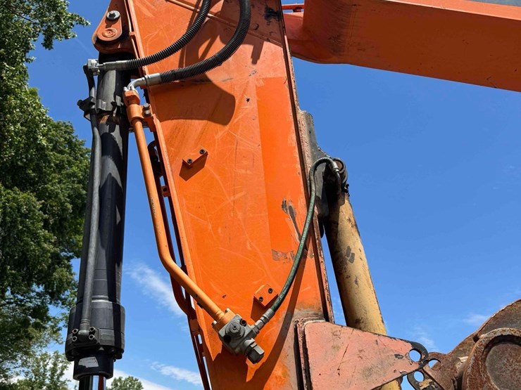 2021-doosan-dx225-lc-5-image-13