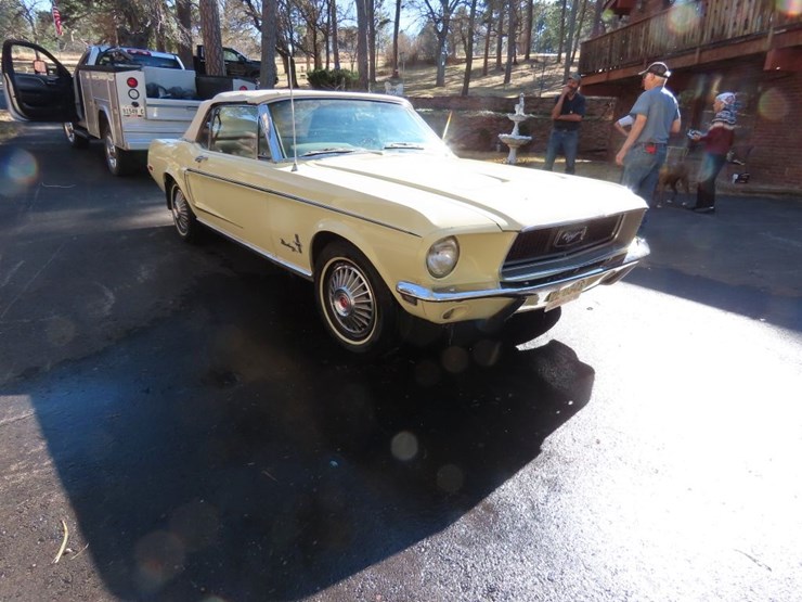 1968-ford-mustang-convertible-image-3