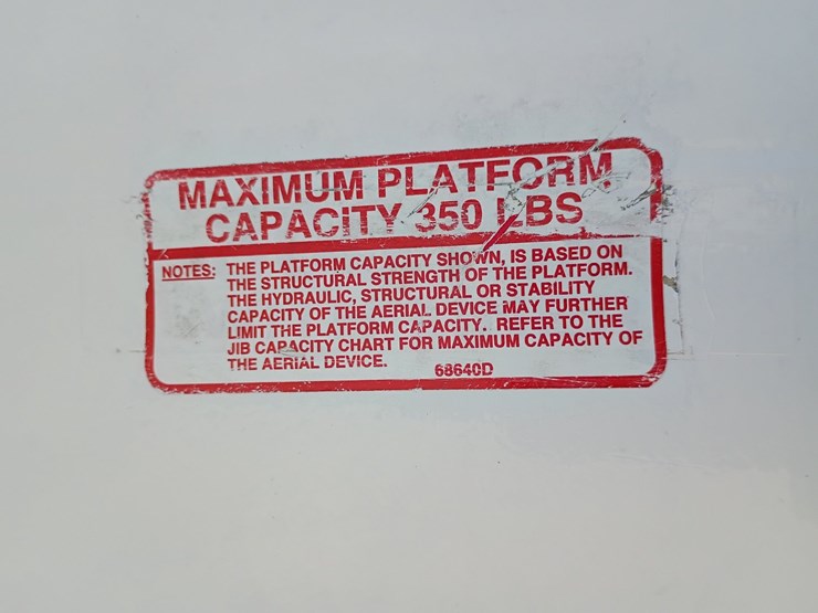 #24215-•-1999-gmc-c7500-bucket-truck-image-117