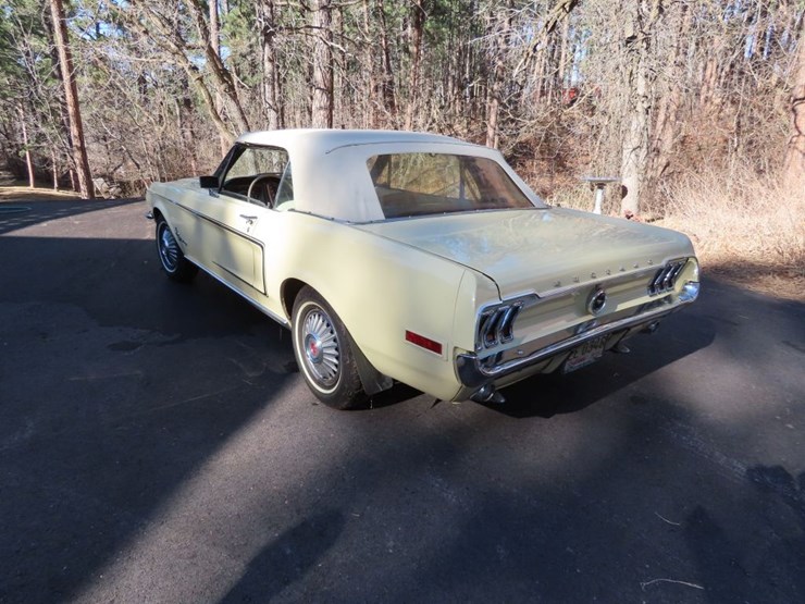 1968-ford-mustang-convertible-image-41