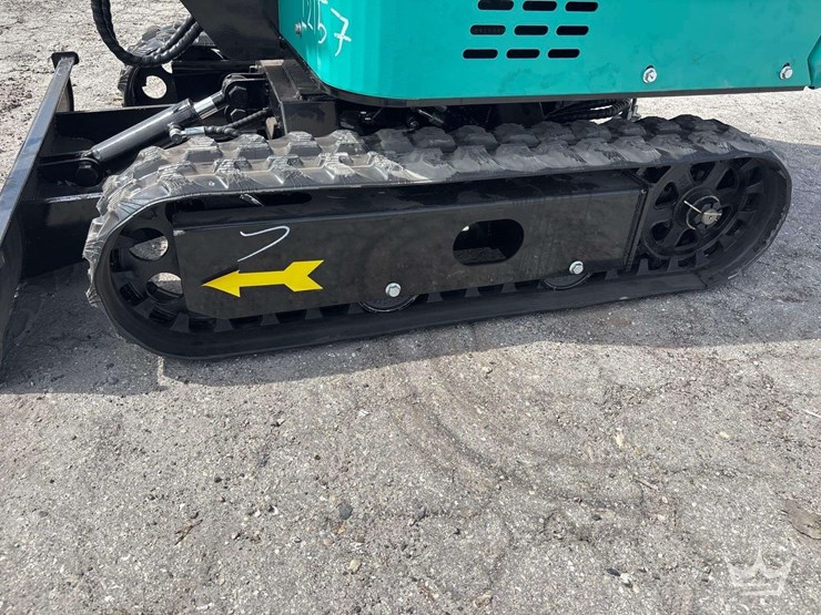 2026-cfg-industrial-kv16r-mini-excavator-image-8