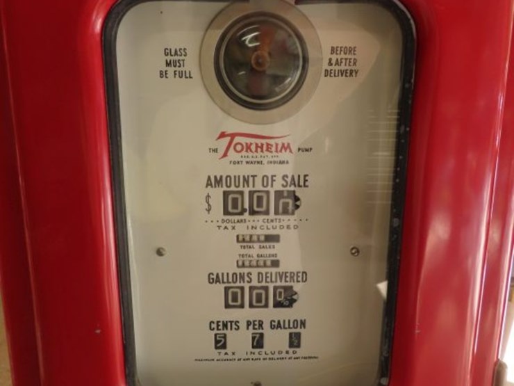 tokheim-double-sided-restored-computing-gas-pump-with-texaco-globe-image-2