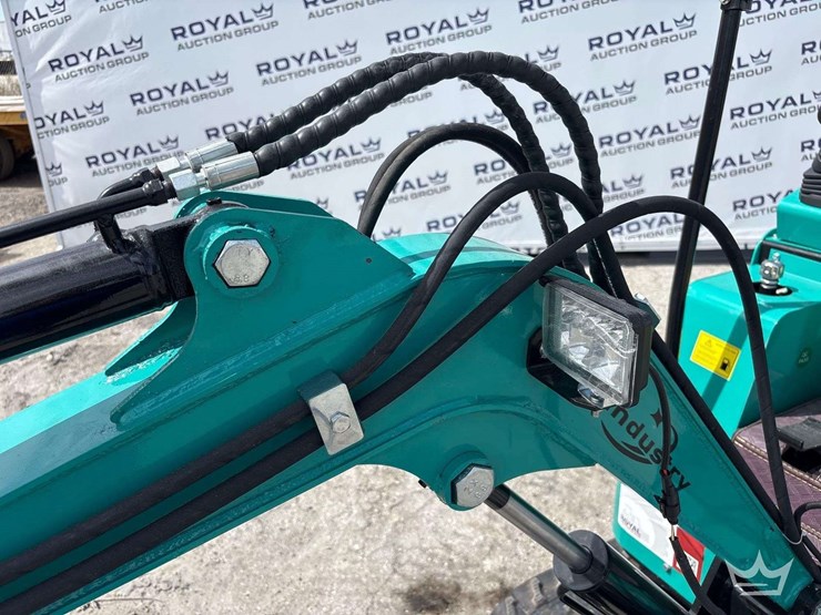 2026-cfg-industrial-h16r-mini-excavator-image-16