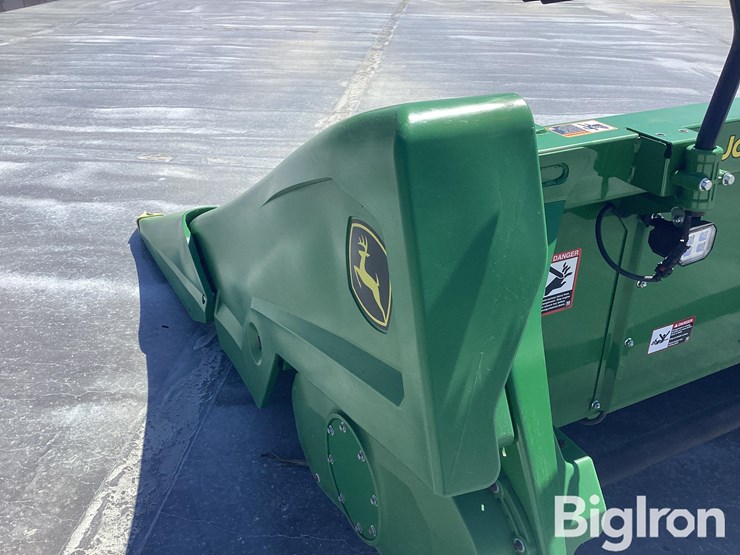 2022-john-deere-c16r-image-12