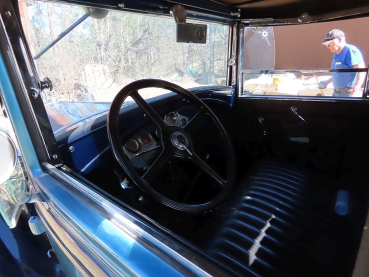1931-ford-moel-a-cabriolet-image-14