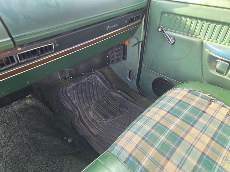 1977-dodge-150-image-40
