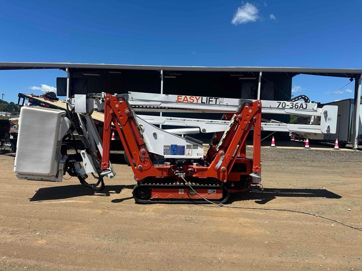 2021-easy-lift-r210-image-2